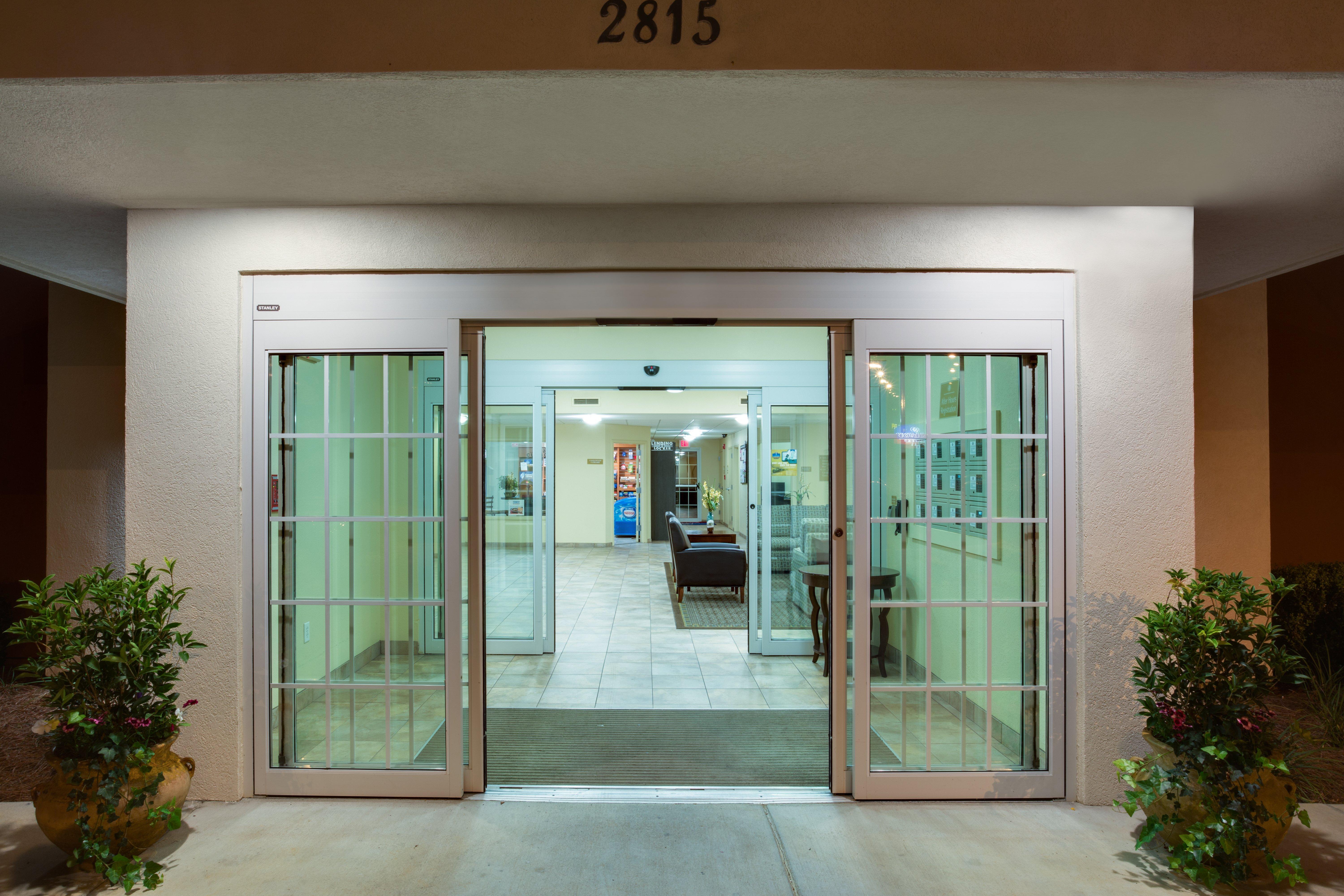 Candlewood Suites Tallahassee By Ihg Екстер'єр фото